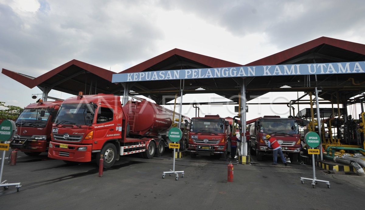 PENAMBAHAN STOK BBM PERTAMINA ANTARA Foto