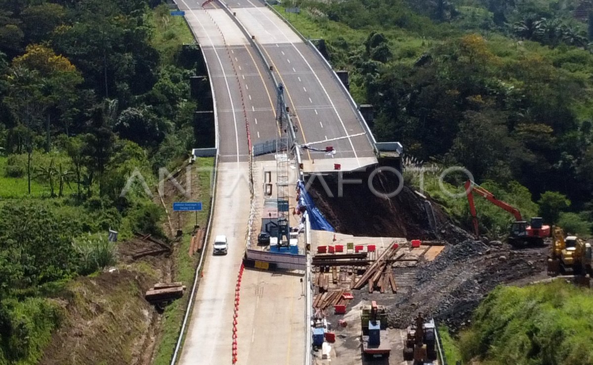 Tol Bocimi Digunakan Fungsional Untuk Arus Balik Lebaran Antara Foto