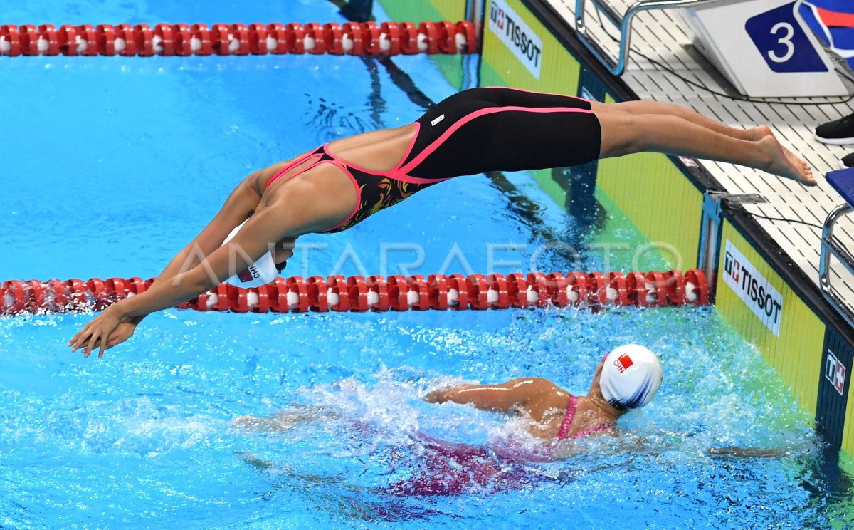 RENANG FINAL ESTAFET GAYA BEBAS PUTRI 4X200 M ANTARA Foto