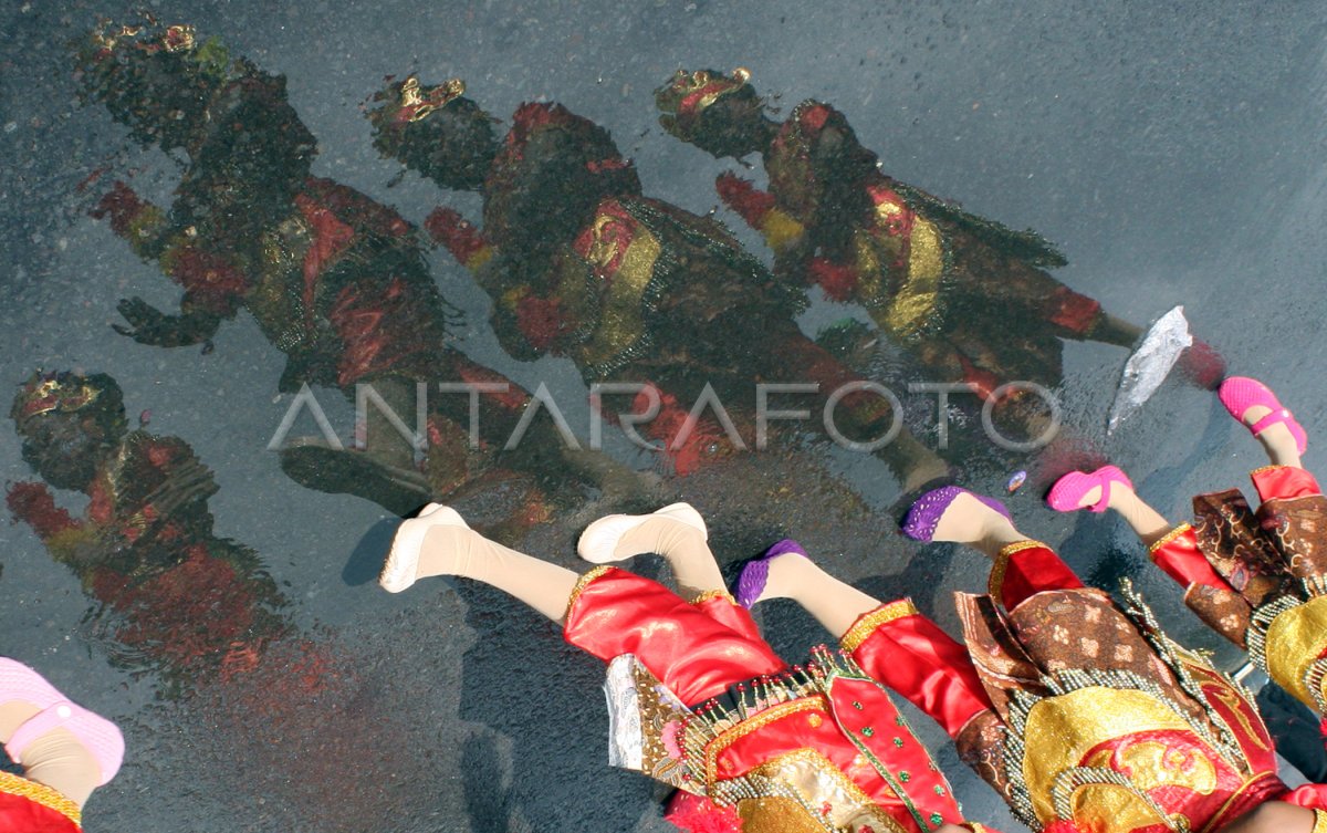 Parade Budaya Kabupaten Kediri Antara Foto