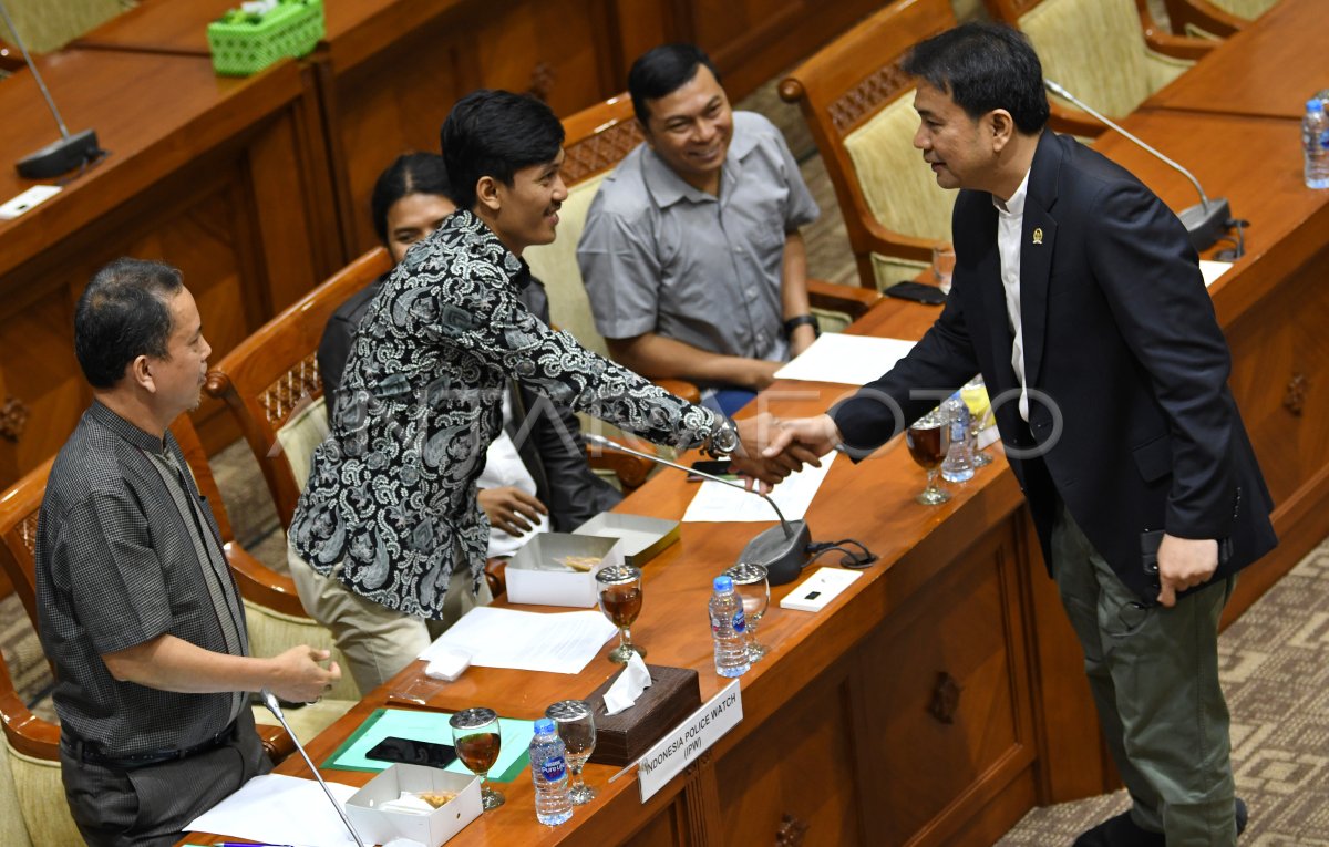 RDP UJI KEPATUTAN DAN KELAYAKAN CAPIM KPK ANTARA Foto