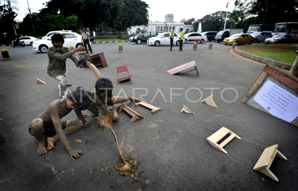 Tragedi Lumpur Lapindo Antara Foto