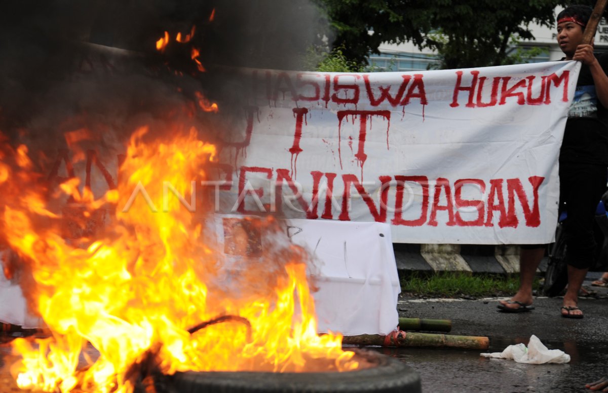 Demo Pelanggaran Ham Antara Foto