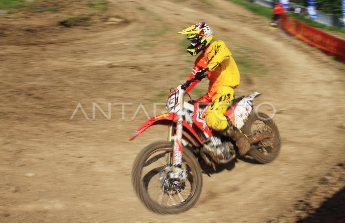 KEJURNAS MOTOCROSS ANTARA Foto