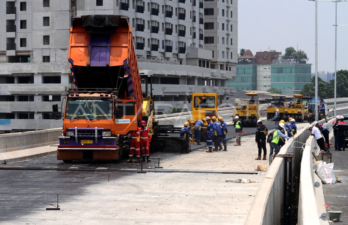 KESIAPAN PENGOPERASIAN TOL JAKARTA CIKAMPEK II ANTARA Foto