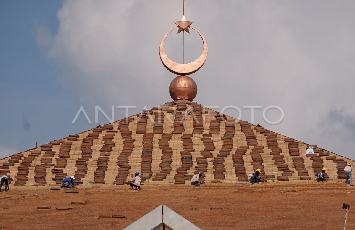 Pembangunan Masjid Agung Jawa Tengah Magelang Antara Foto