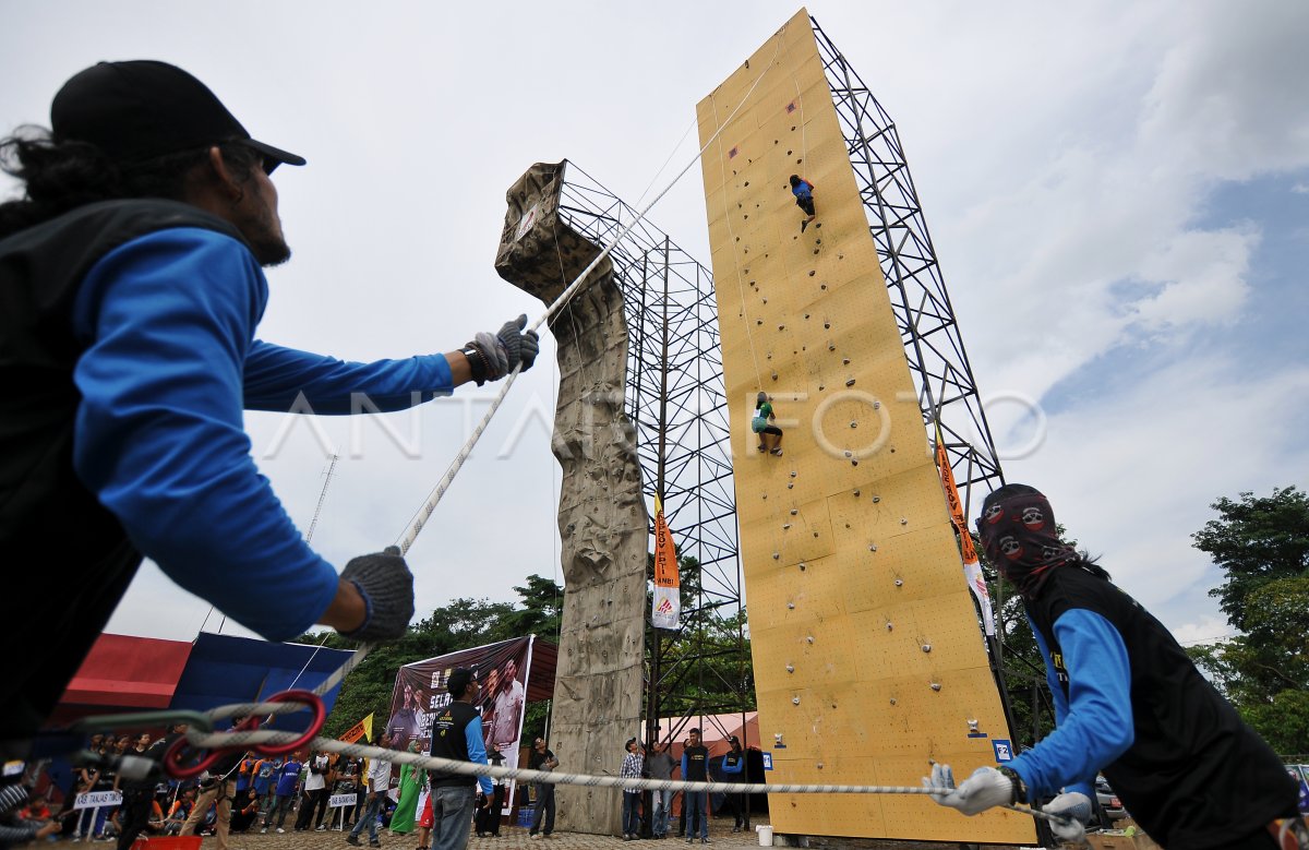 PANJAT TEBING JAMBI ANTARA Foto