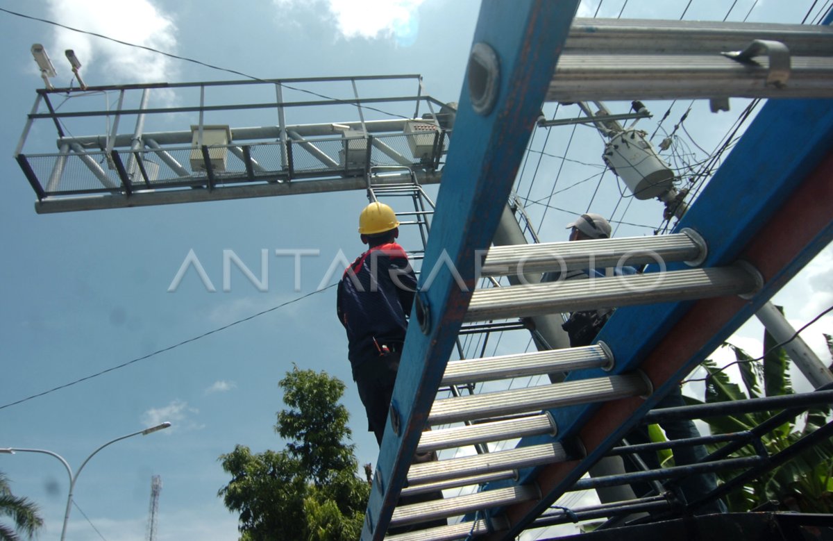 Cctv Jalur Pantura Untuk Pantau Arus Mudik Antara Foto