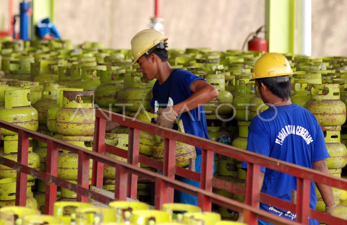 Kelangkaan Elpiji Kg Antara Foto