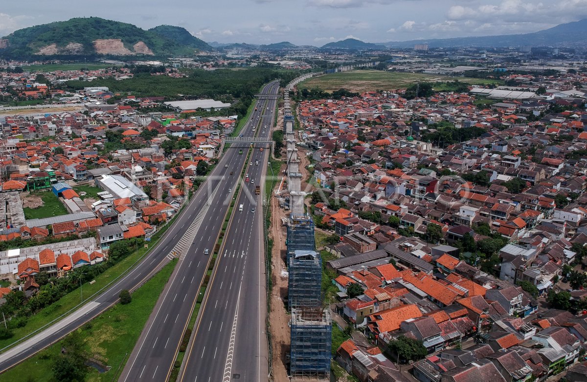 Proyek Kereta Cepat Jakarta Bandung Antara Foto