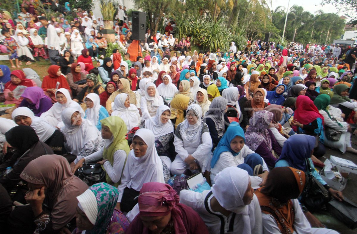 40 HARI WAFATNYA UJE ANTARA Foto