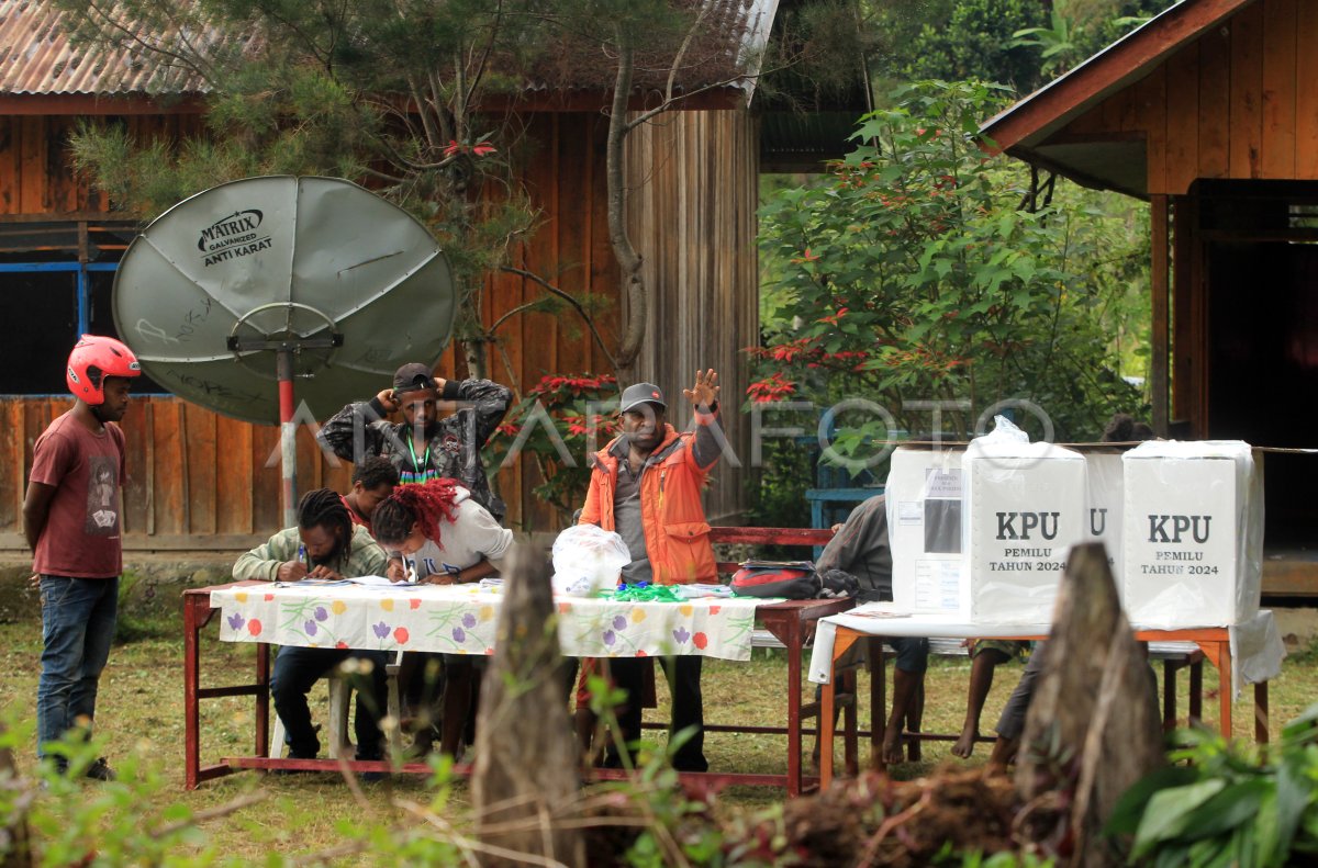 Pelaksanaan Pemilu Di Kabupaten Jayawijaya Antara Foto