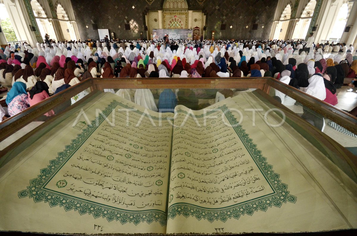 PENUTUPAN NUSANTARA MENGAJI DI MAKASSAR ANTARA Foto