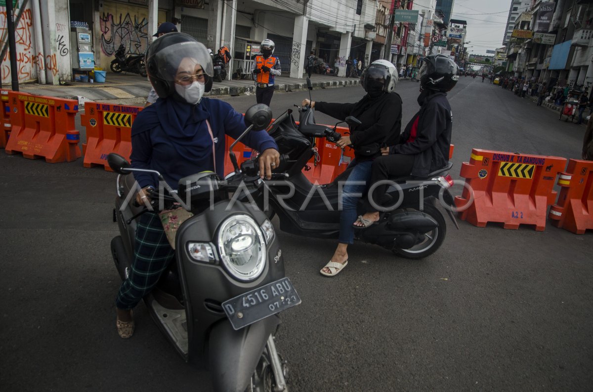 PENUTUPAN RUAS JALAN DI KOTA BANDUNG ANTARA Foto