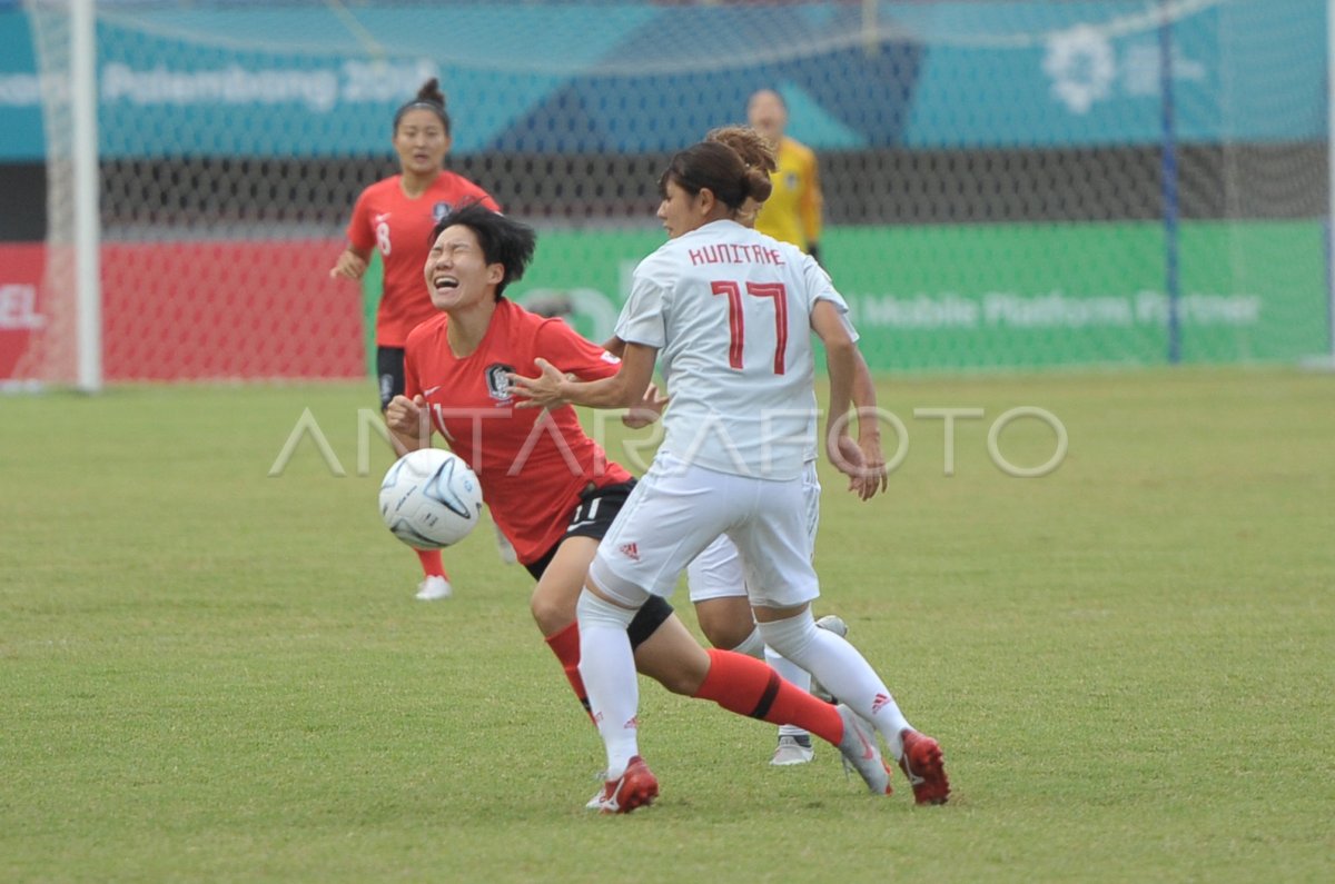 SEPAK BOLA WANITA SEMIFINAL KOREA SELATAN VS JEPANG ANTARA Foto