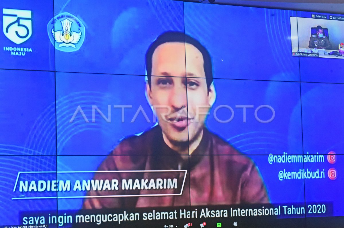 Peringatan Hari Aksara Internasional Secara Daring Antara Foto