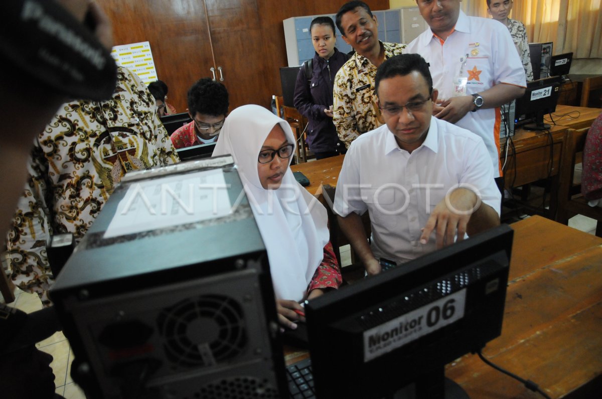 Pantau Kesiapan Un Berbasis Komputer Antara Foto