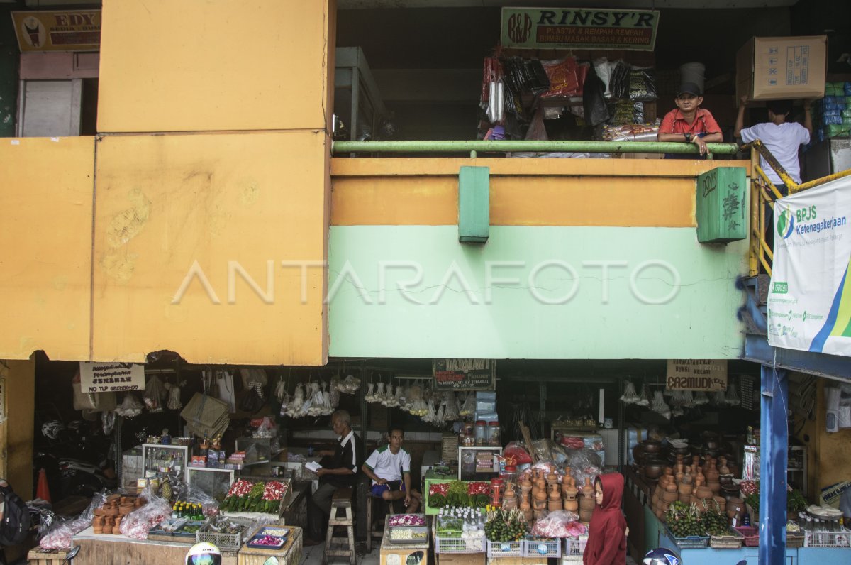 Target Revitalisasi Pasar Tanah Abang Blok G Antara Foto