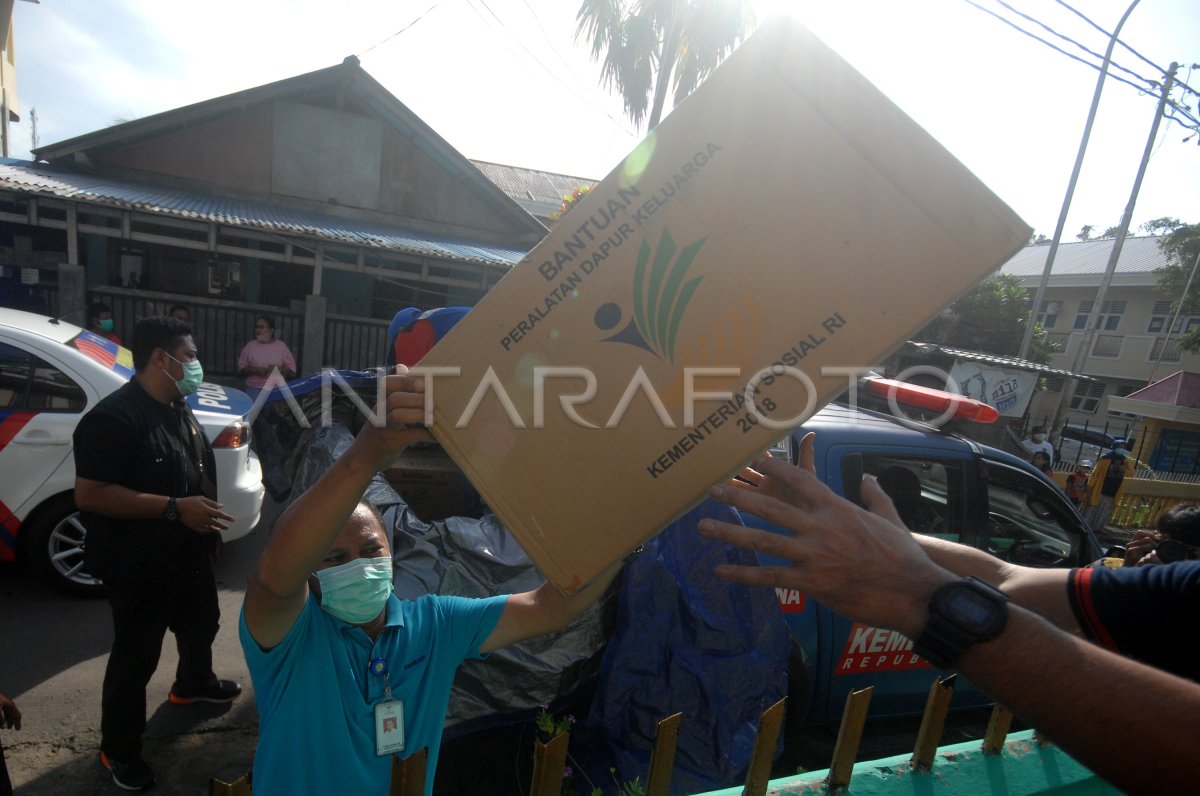 Kunjungan Kerja Menteri Sosial Di Manado Antara Foto