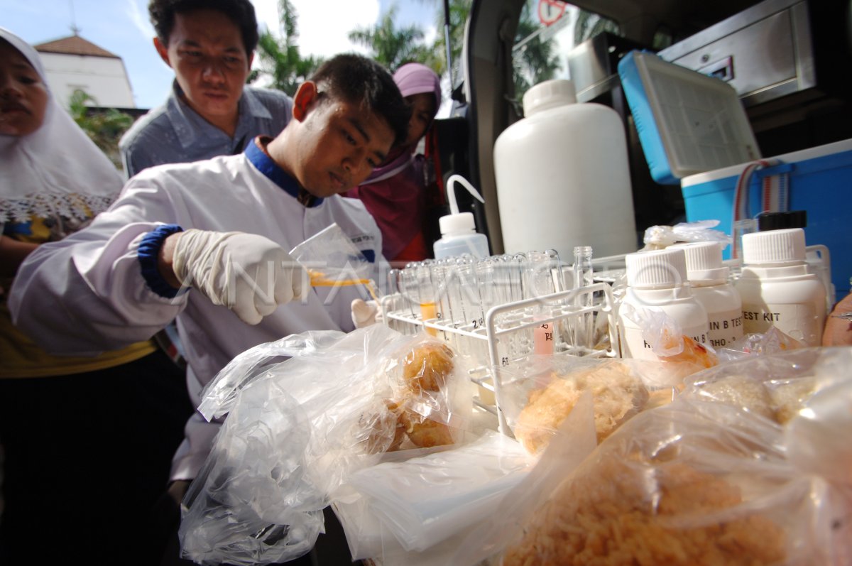 BPOM RAZIA MAKANAN ANTARA Foto