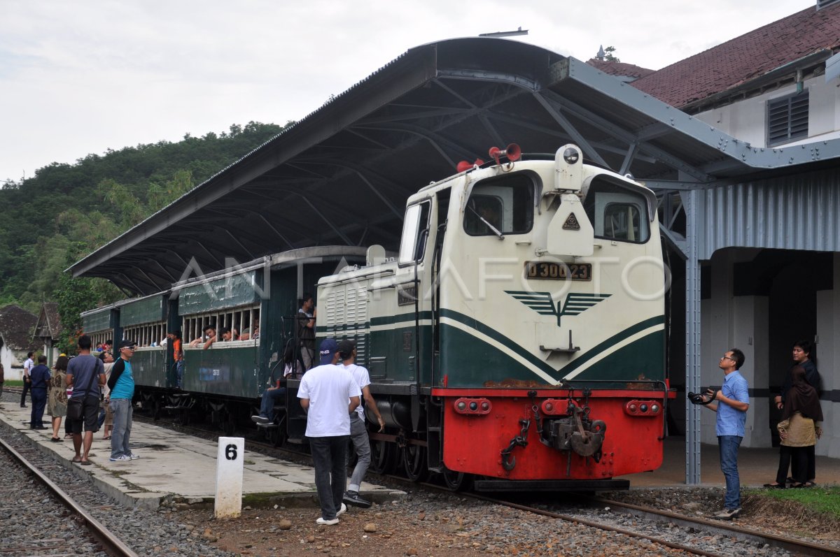 Wisata Kereta Api Ambarawa Antara Foto