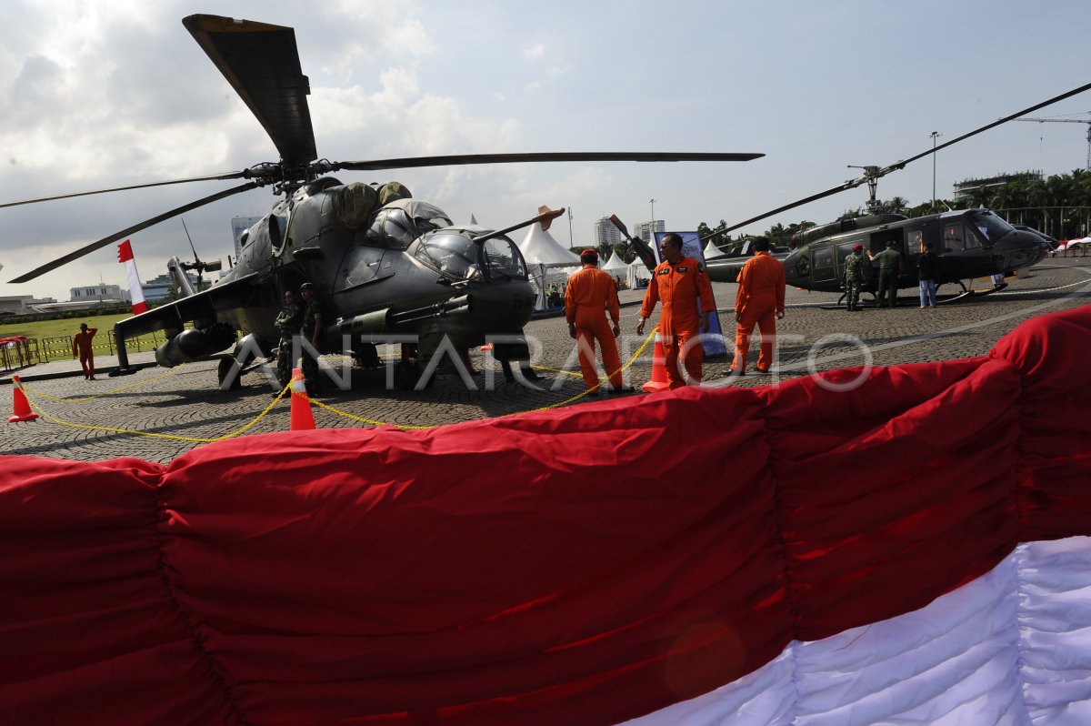 Persiapan Pameran Alutsista Tni Ad Antara Foto