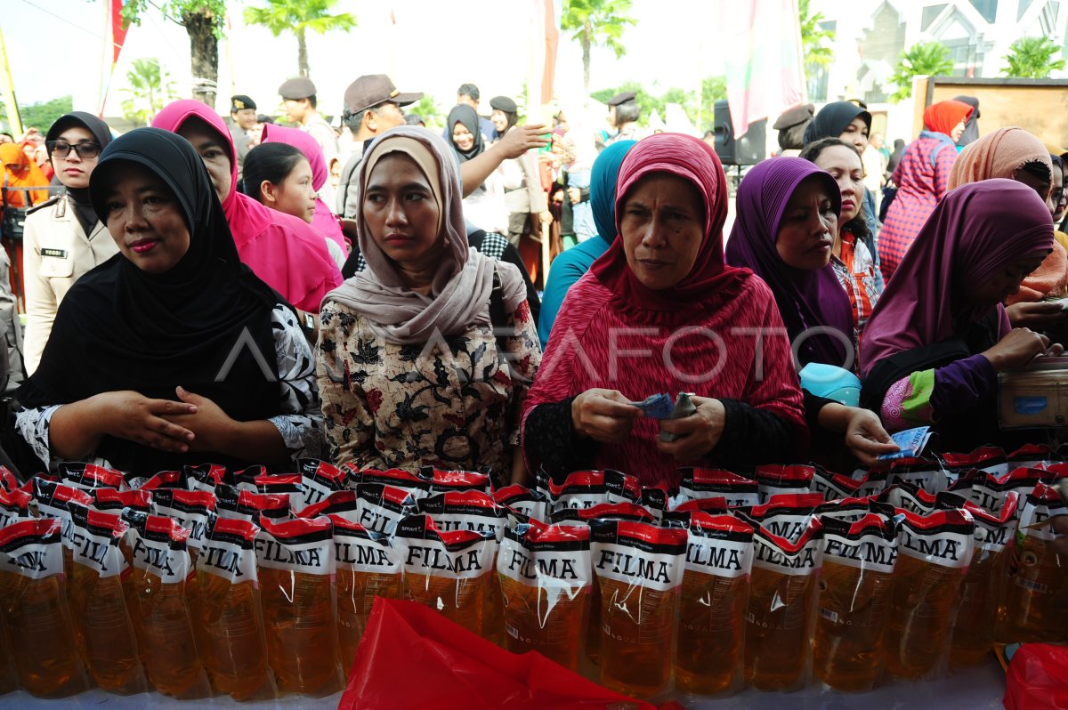 Pasar Murah Minyak Goreng Antara Foto