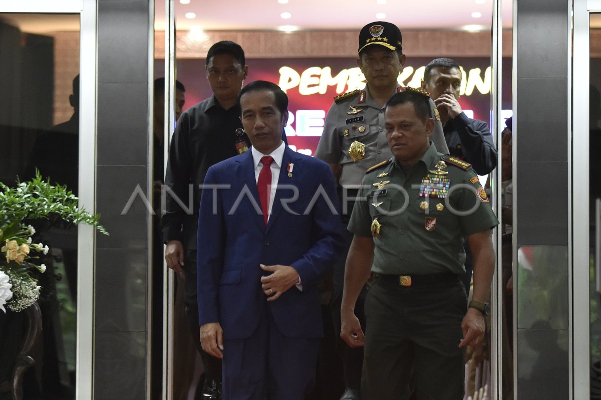 Pembekalan Calon Perwira Remaja Antara Foto