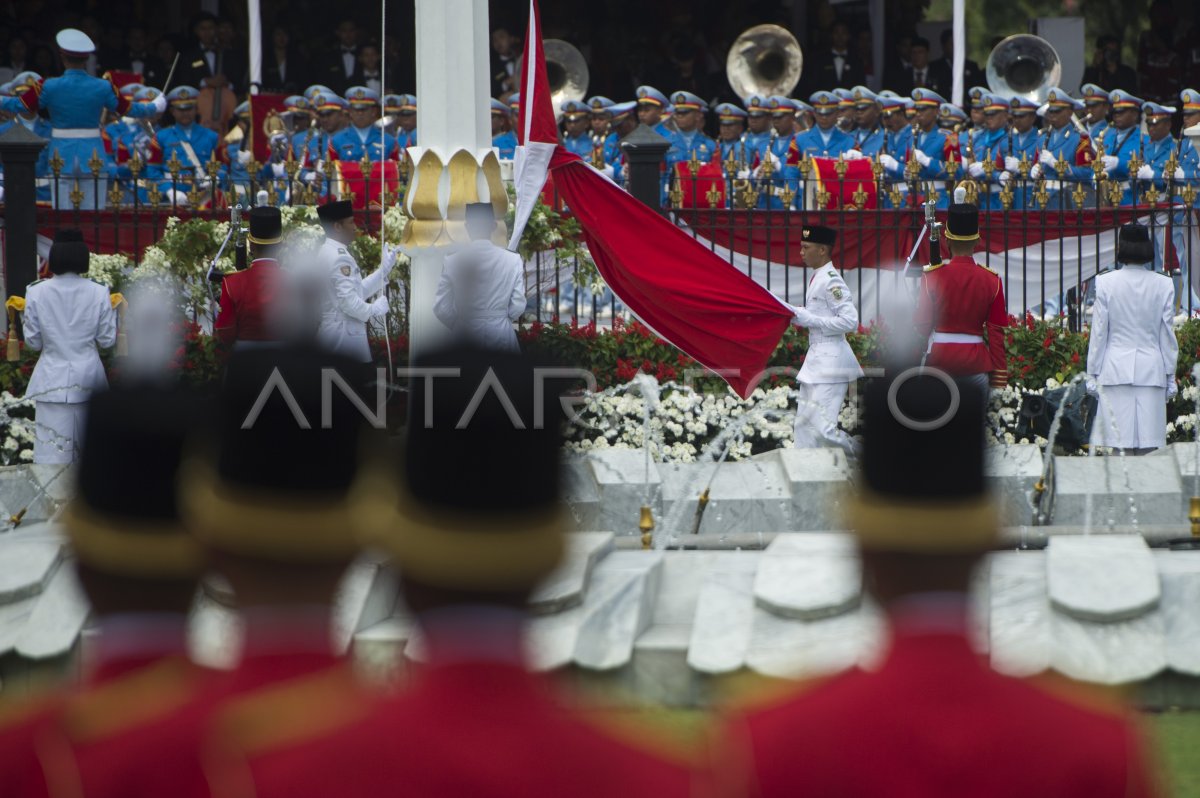 HUT RI DI ISTANA MERDEKA ANTARA Foto