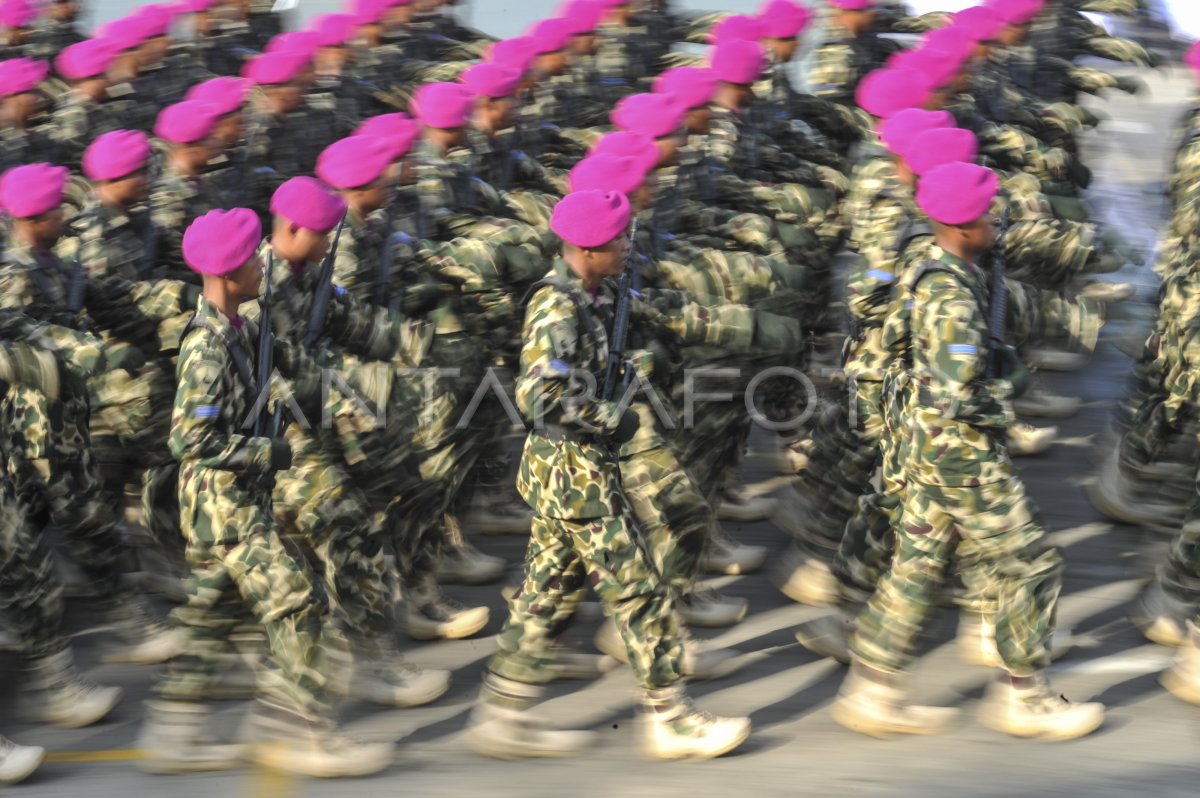 Perayaan Hut Ke Tni Antara Foto