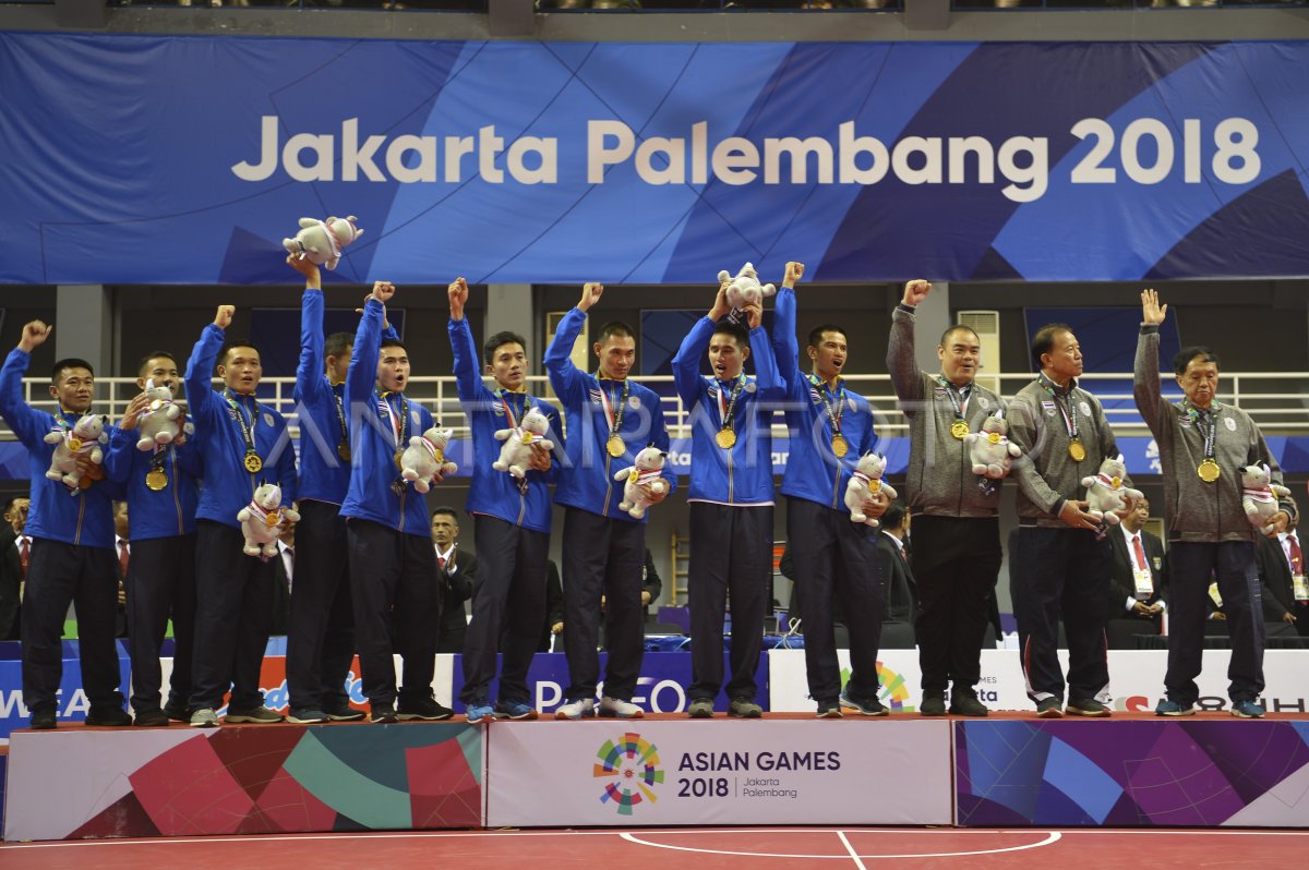 Sepak Takraw Emas Ganda Putra Antara Foto