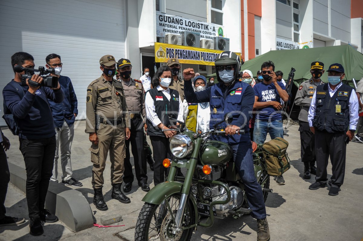 Peninjauan Gudang Vaksin Covid Di Jabar Antara Foto