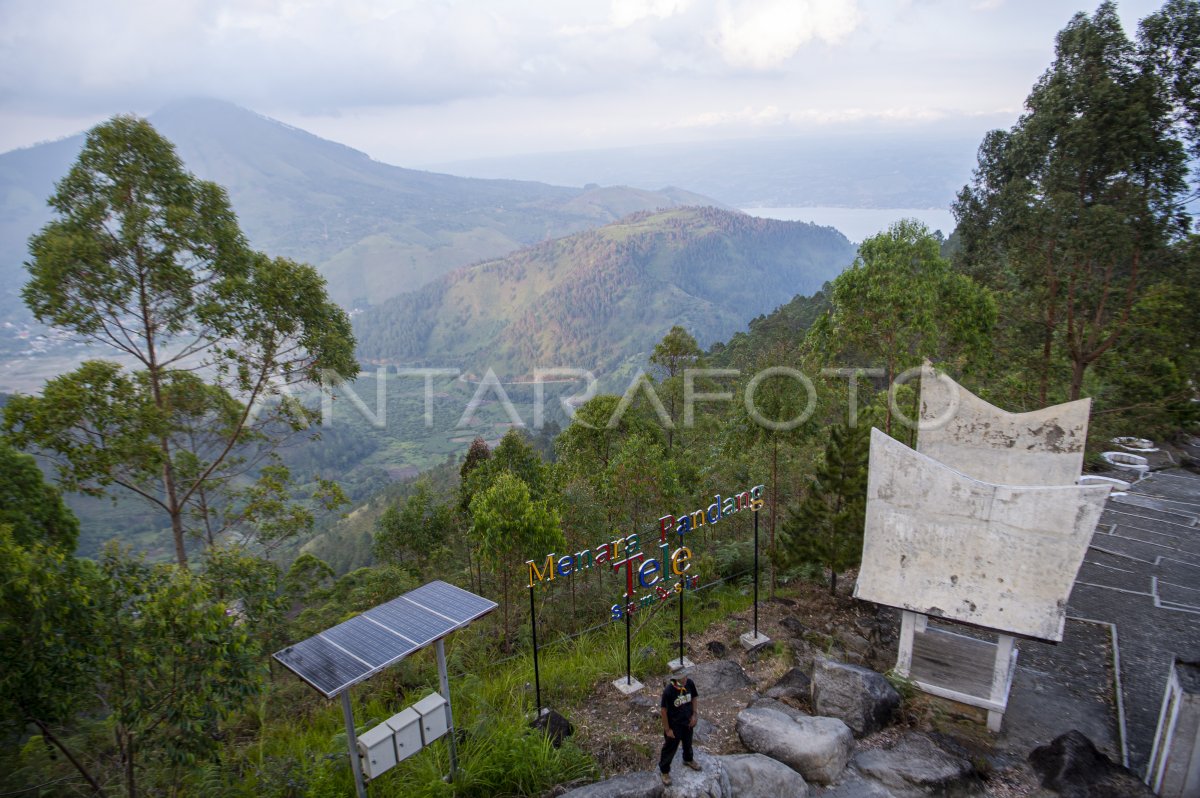 Wisata Menara Pandang Tele Di Danau Toba Antara Foto