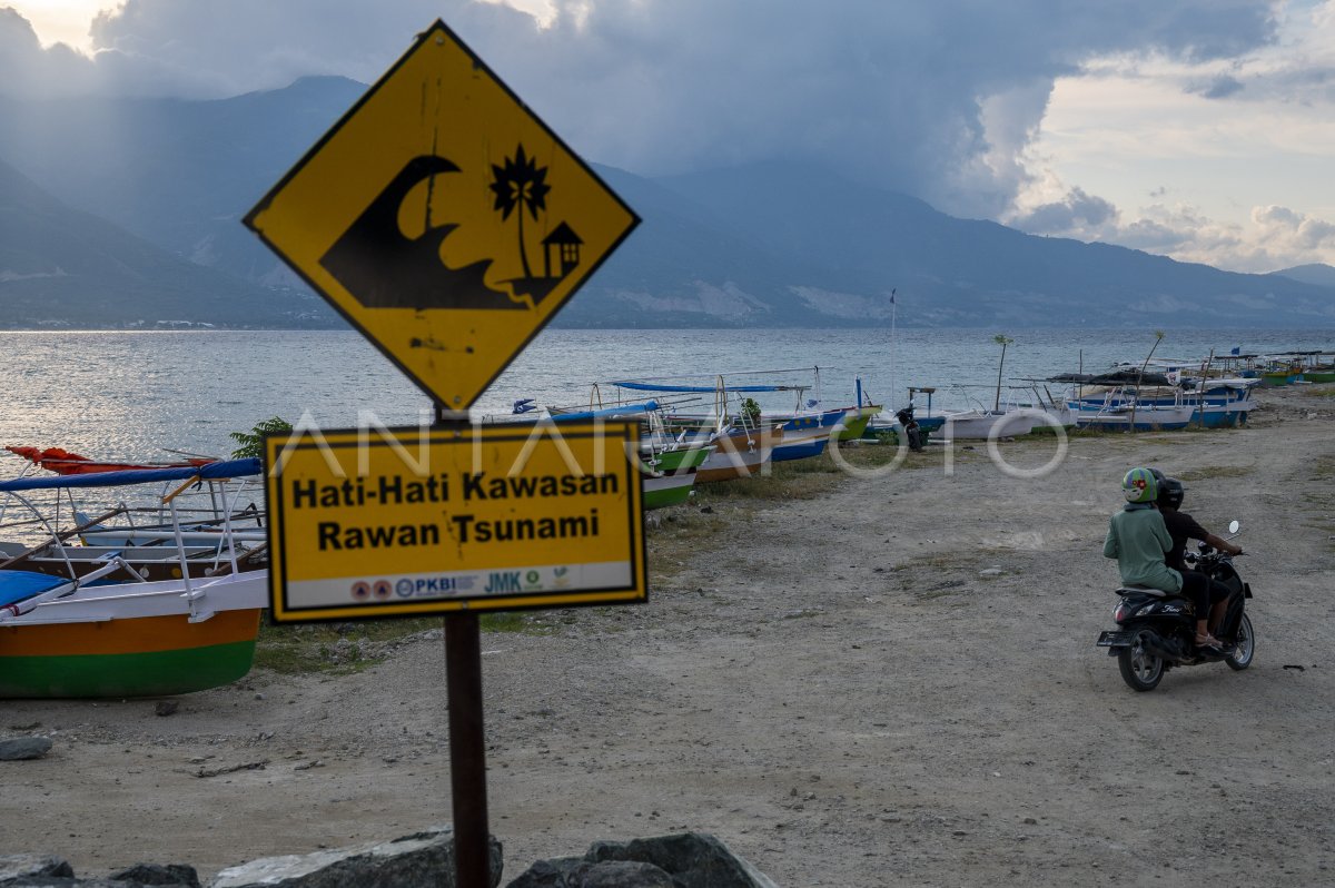 MITIGASI KAWASAN RAWAN BENCANA TSUNAMI ANTARA Foto