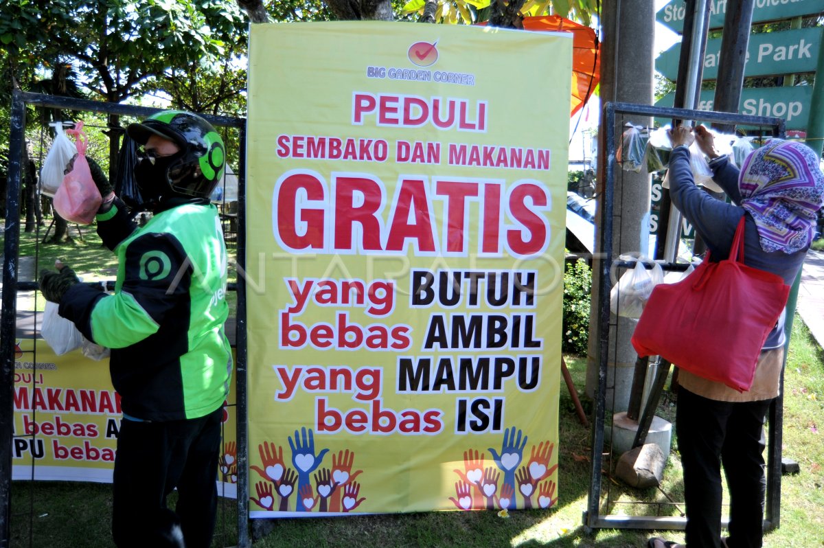 Aksi Solidaritas Berbagi Makanan Antara Foto