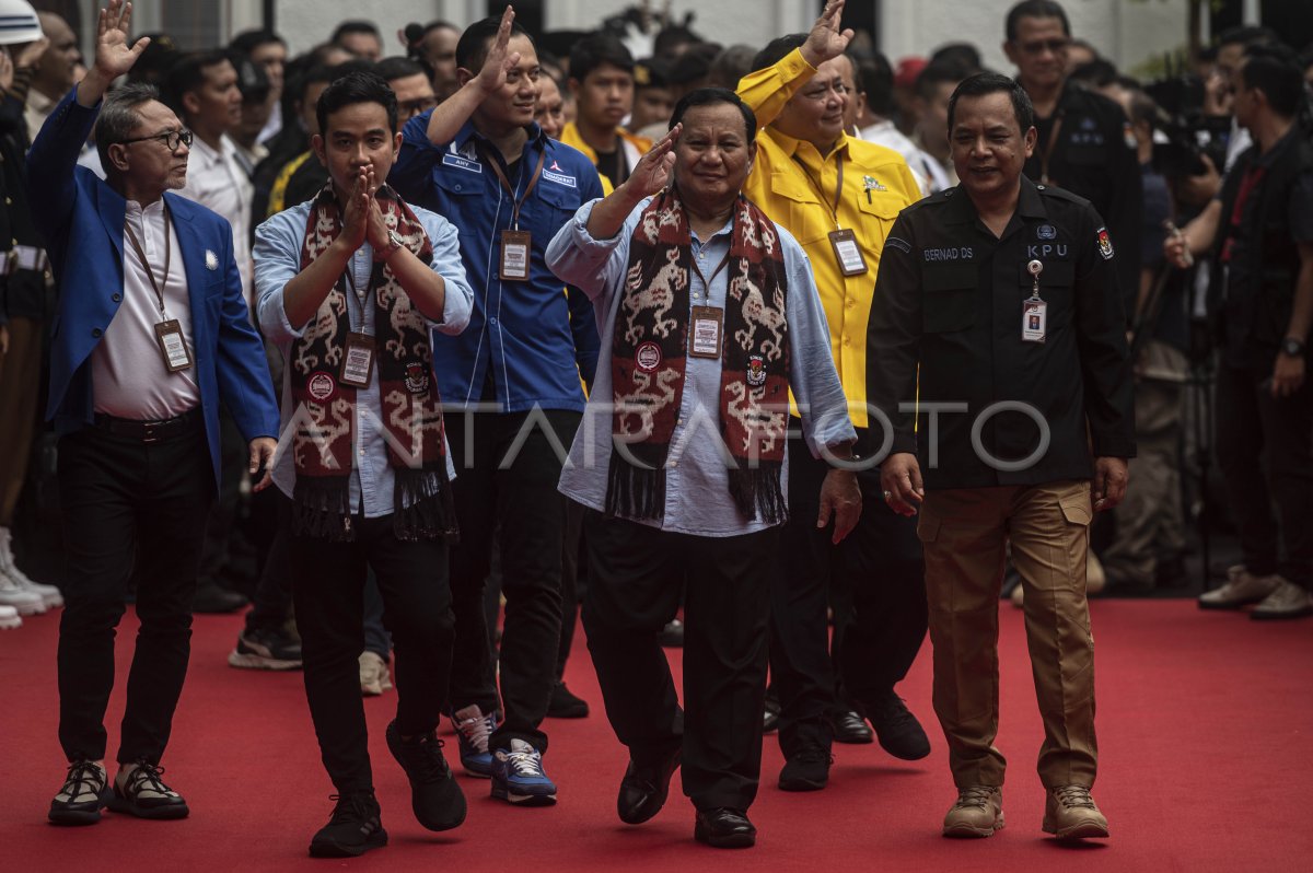 Prabowo Gibran Daftar Pilpres Di Kpu Antara Foto