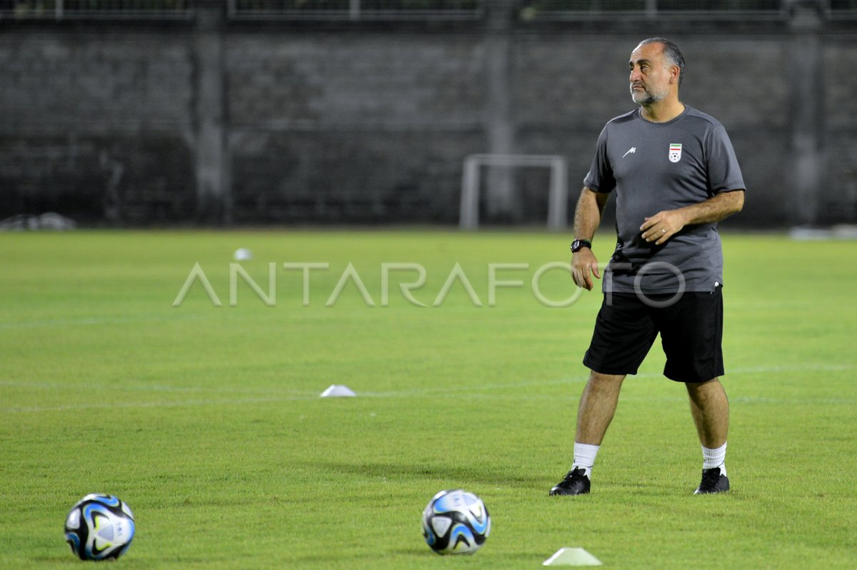 Latihan Timnas Iran U Di Bali Antara Foto