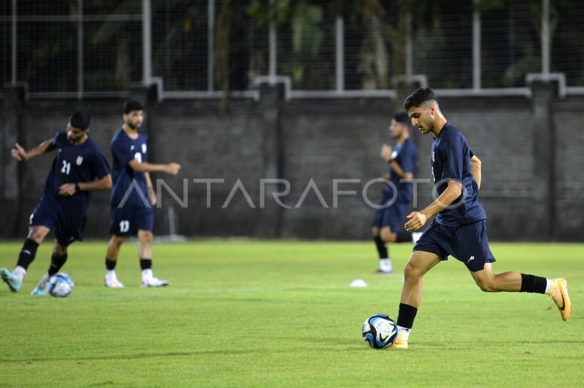 Latihan Timnas Iran U 17 Di Bali ANTARA Foto