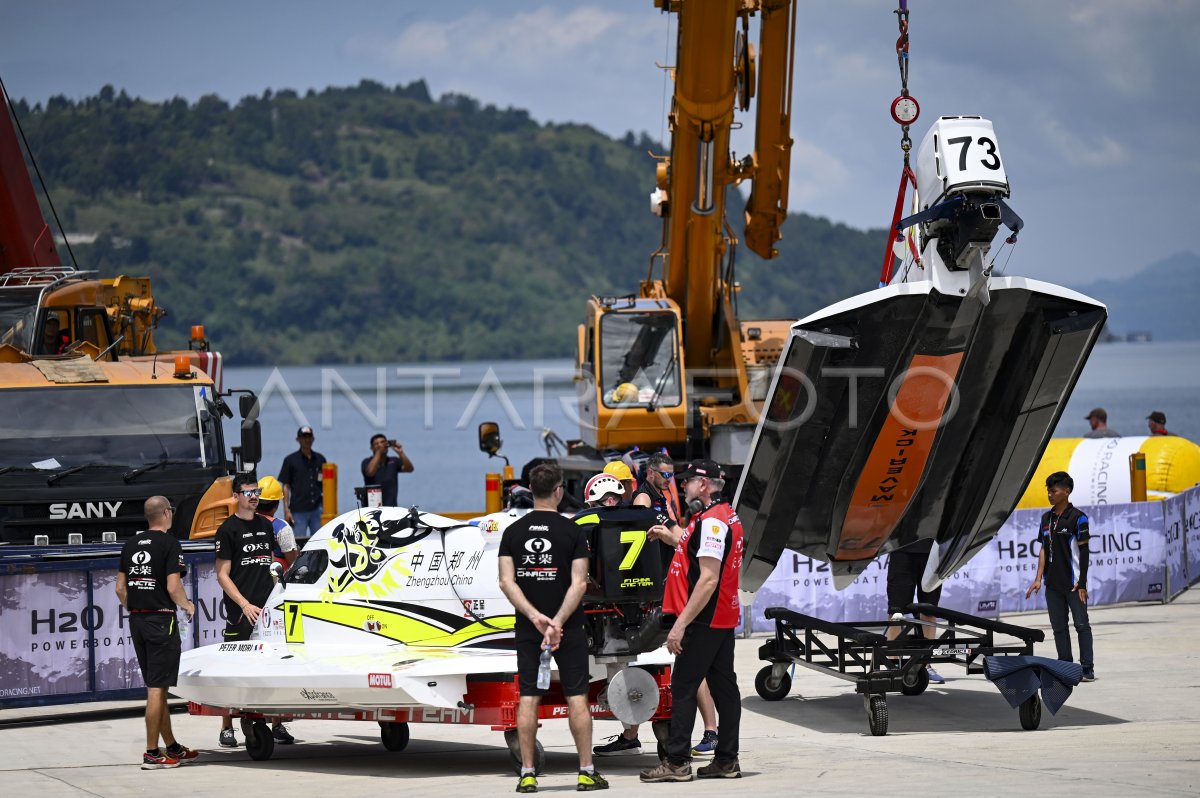 Jelang F Powerboat Di Danau Toba Antara Foto