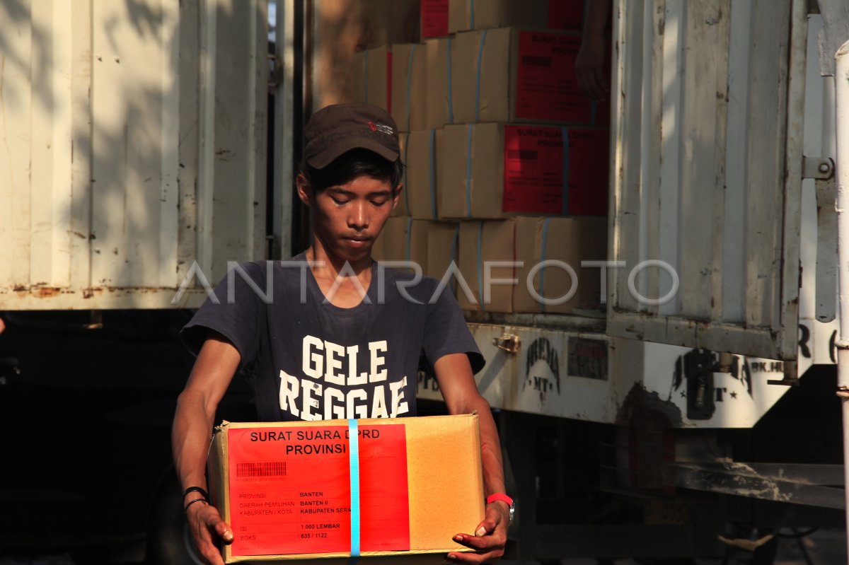 Distribusi Logistik Pemilu Antara Foto