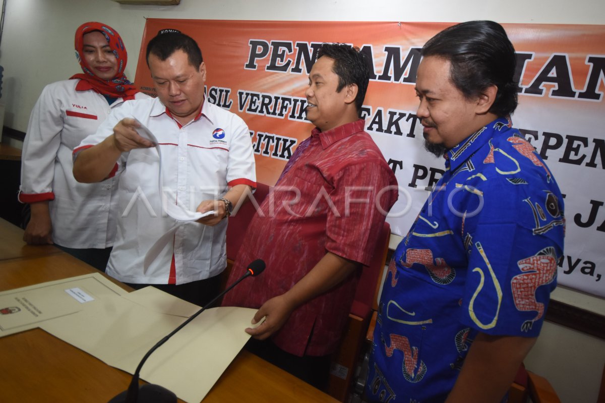 Verifikasi Faktual Parpol Jawa Timur Antara Foto