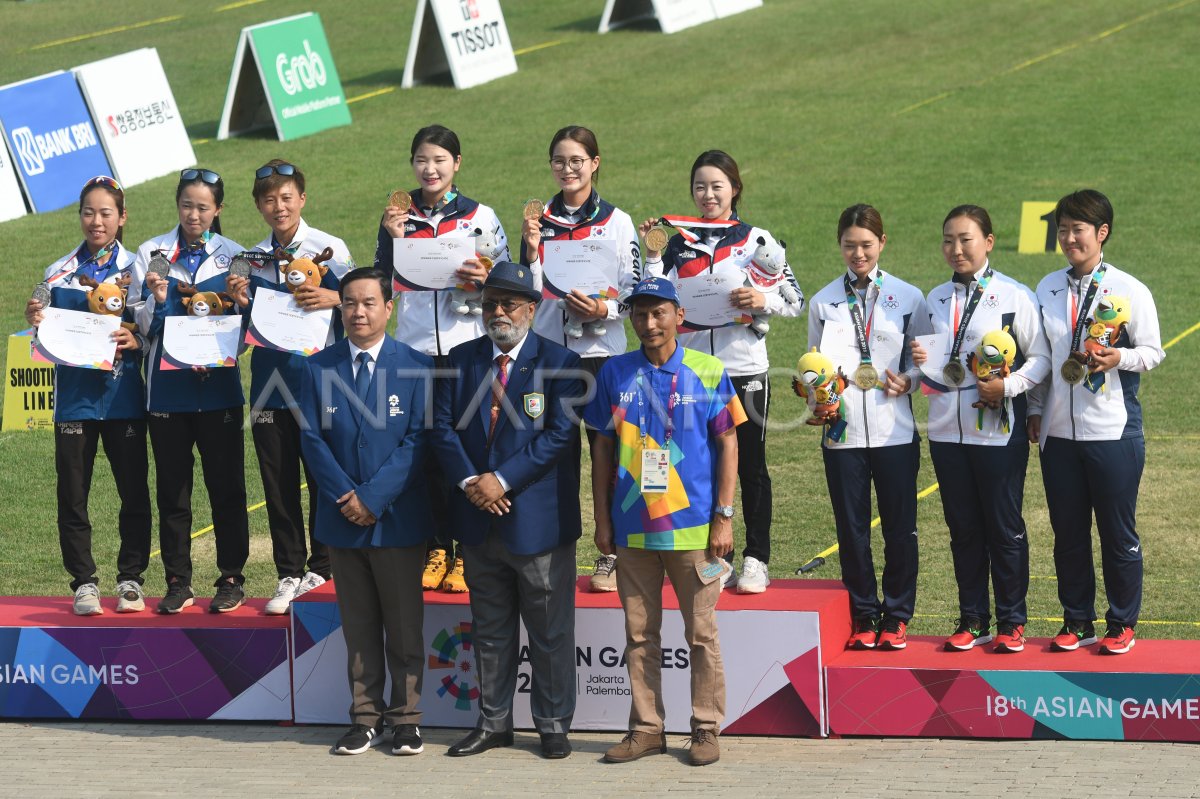 PANAHAN KORSEL JUARAI RECURVE WOMEN TEAM ANTARA Foto