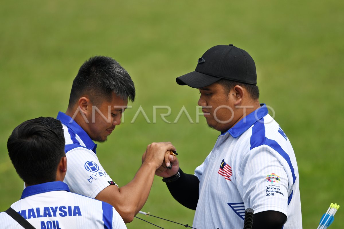 Panahan Malaysia Perunggu Compound Men Team Antara Foto