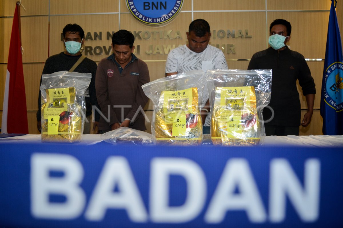 Ungkap Kasus Narkoba Bnn Jatim Antara Foto