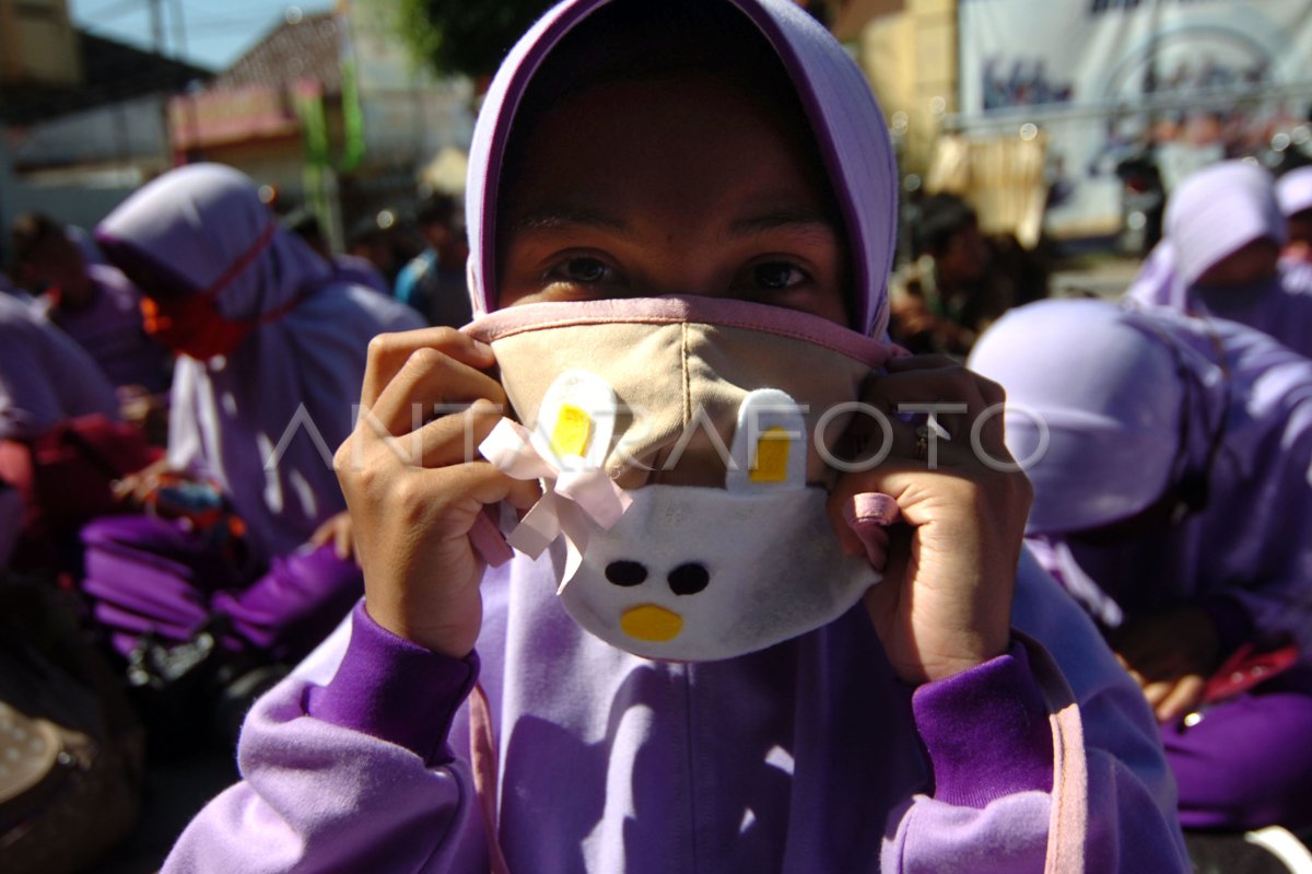 Lomba Desain Masker Di Tegal Antara Foto