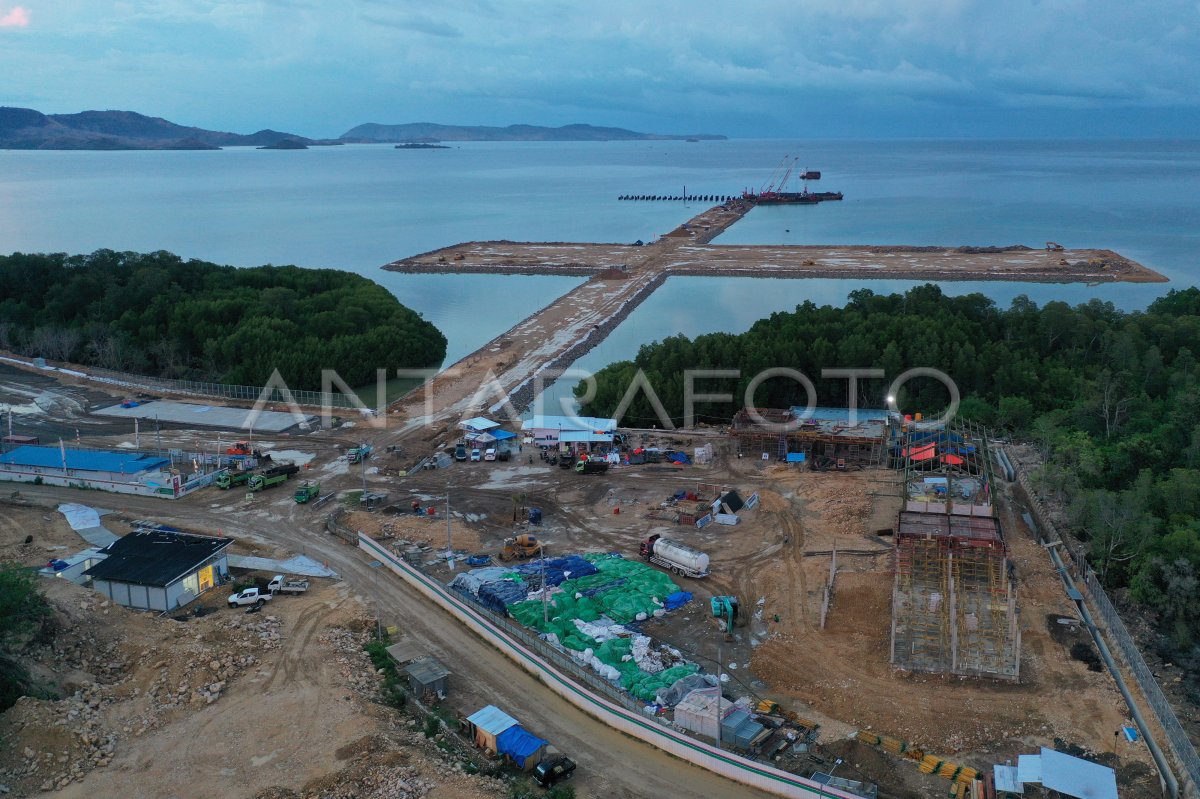 MENHUB TINJAU PEMBANGUNAN PELABUHAN MULTIPURPOSE LABUAN BAJO ANTARA Foto