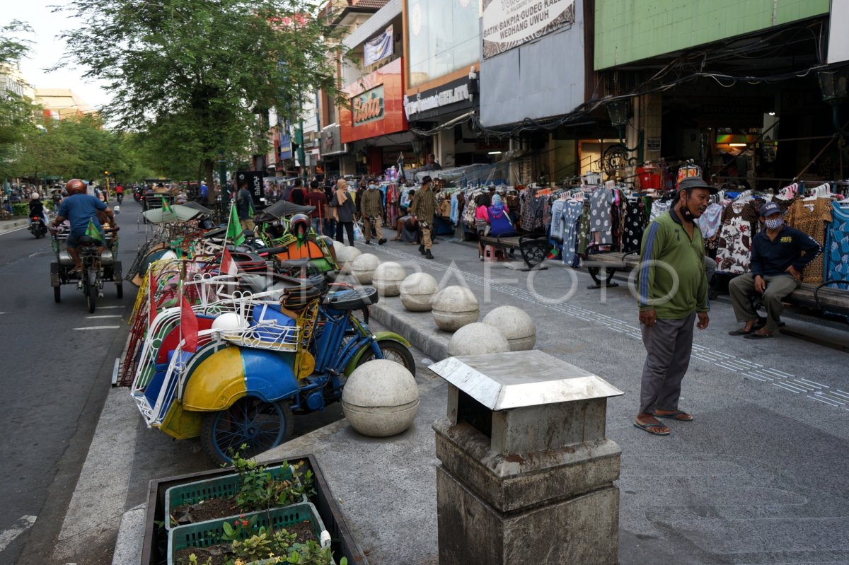 JUMLAH WISATAWAN MALIOBORO TURUN ANTARA Foto