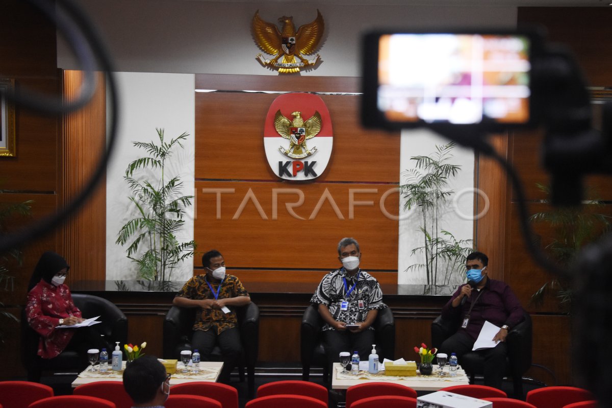 Diskusi Pemulihan Danau Singkarak Sebagai Kekayaan Negara Antara Foto