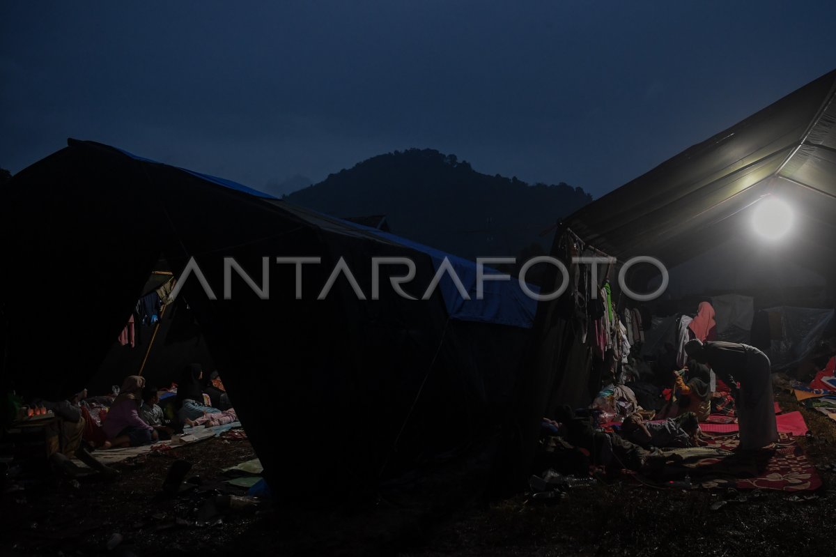 PENGUNGSI KORBAN GEMPA BUMI CIANJUR ANTARA Foto