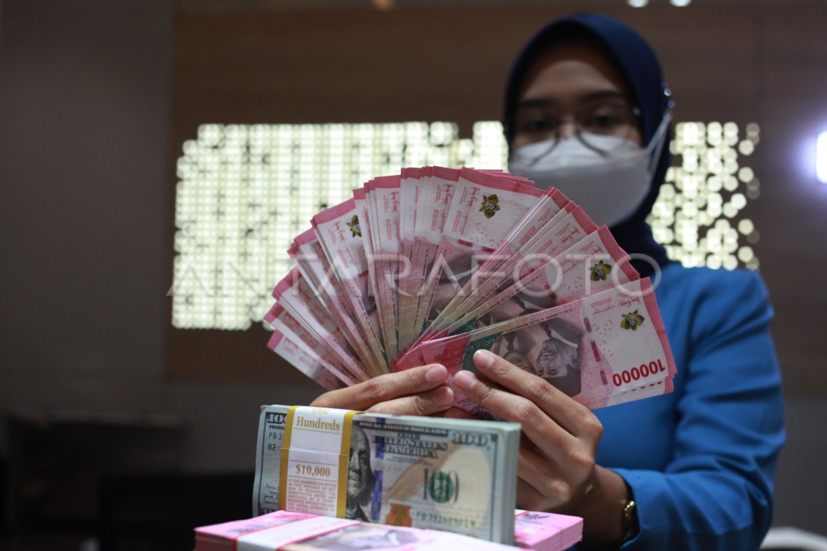 NILAI TUKAR RUPIAH ANTARA Foto